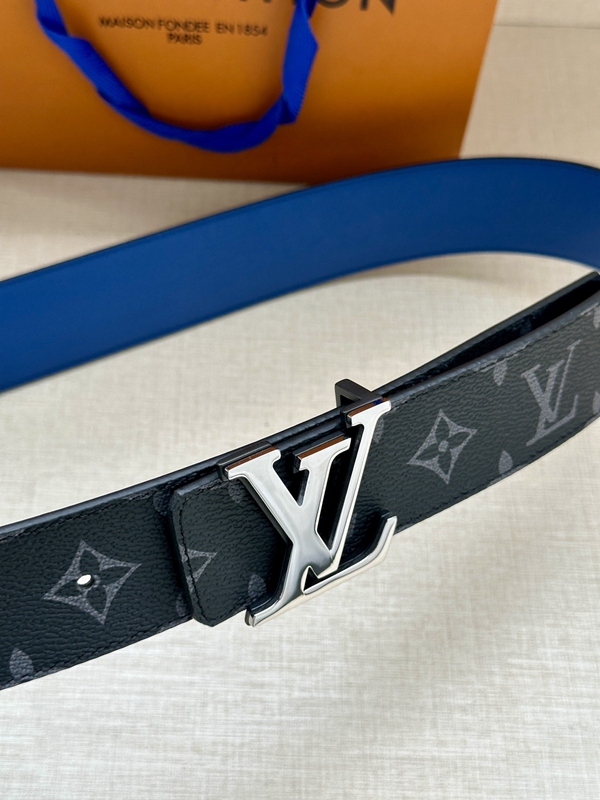 激安ルイヴィトンベルト背面デザイン